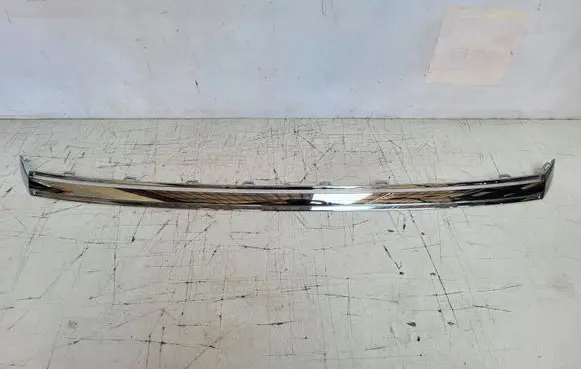 Volkswagen Crafter Bonnet/hood grill 7C0853767