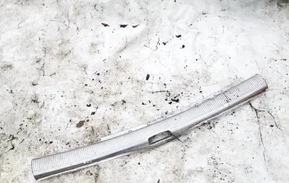 Volkswagen PASSAT B5.5 Other trunk/boot trim element 3b9863459k