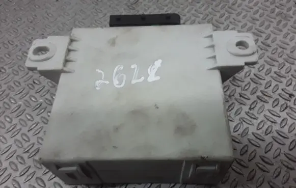 Toyota Avensis T250 Window wiper relay 150696