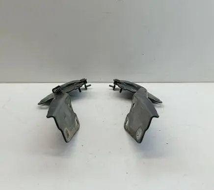 Renault Megane III Engine bonnet/hood hinges 654000003R