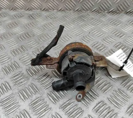Mercedes-Benz CLA C117 X117 W117 Electric auxiliary coolant/water pump 0392023206 A0005000686