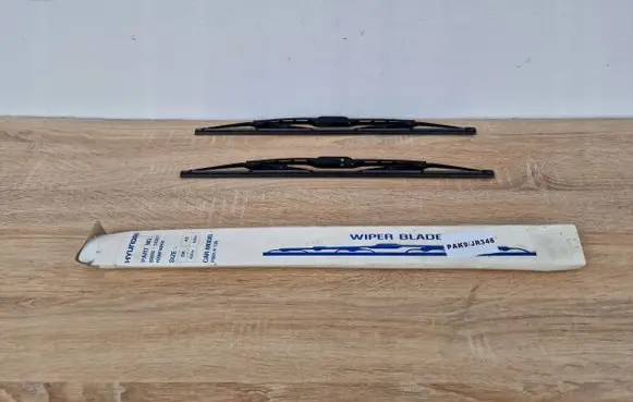 Hyundai Coupe Windshield/front glass wiper blade 9999X