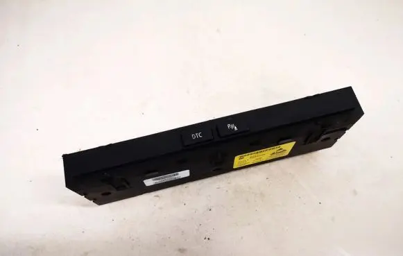 BMW 5 E60 E61 Parking (PDC) sensor switch 6985748 13580660
