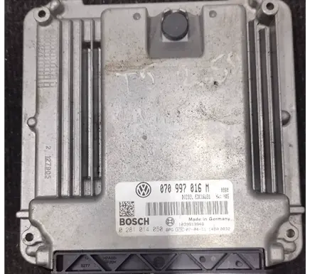 Volkswagen Multivan T5 Engine control unit/module 070997016M 1039S19948 0281014050