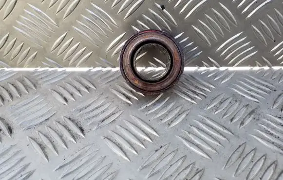 Audi A3 S3 8L clutch release bearing 