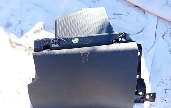 Peugeot 508 Glove box 9686450877