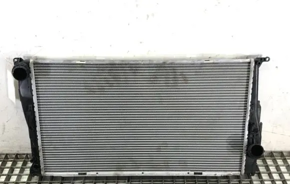 BMW 1 E81 E87 Coolant radiator