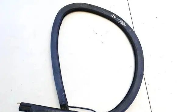 Alfa Romeo 159 Rubber seal rear door b386 300716405-02205860