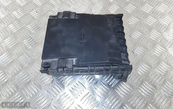 Volkswagen Tiguan Fuse module 3C0937125A