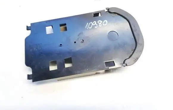 Mercedes-Benz E W211 Other interior part a2116803202