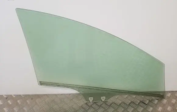 Mazda CX-7 Front door window glass four-door