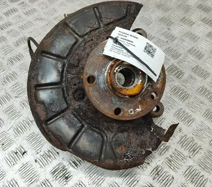Volkswagen Tiguan Front wheel hub 1K0407256AA