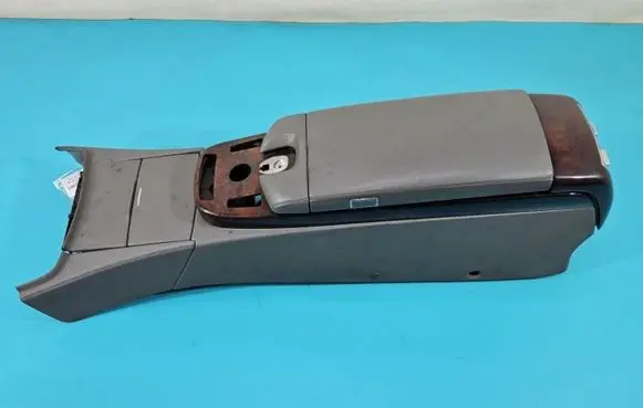 Mercedes-Benz S W221 Armrest 000075700 IMPRK1364576