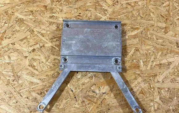 Porsche 911 991 Front shock absorber mounting bracket 99150433300