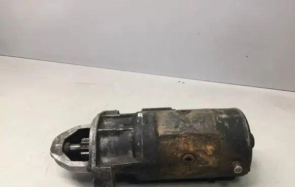 Mercedes-Benz E W124 Starter motor 1005822449