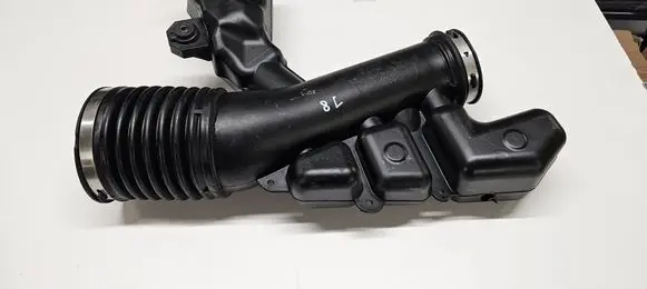Jeep Grand Cherokee WL Intake resonator 68376821AB