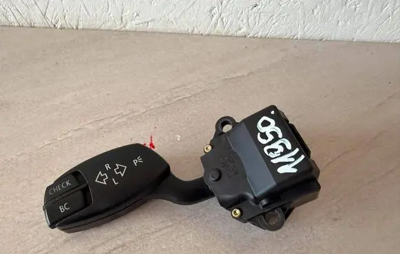 BMW 5 E60 E61 Indicator stalk 6924103