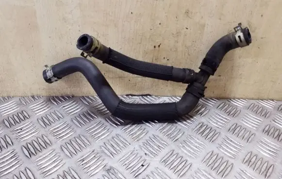 Nissan Juke I F15 Engine coolant pipe/hose
