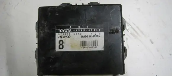Lexus RX 300 Other control units/modules 8954048040
