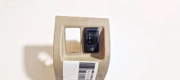Nissan Murano Z50 Headlight level height control switch 68485ca400