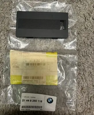 BMW 3 E46 Hands free microphone trim cover 51448250118 8250118