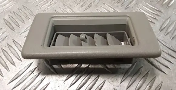 Mitsubishi Pajero Air vent grill in roof 