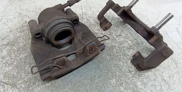 Audi A4 S4 B8 8K Front brake caliper 755