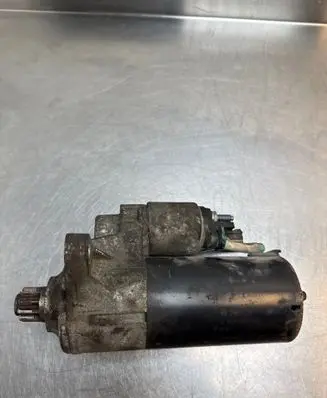 Volkswagen Golf VI Starter motor 02E911023 0001123016