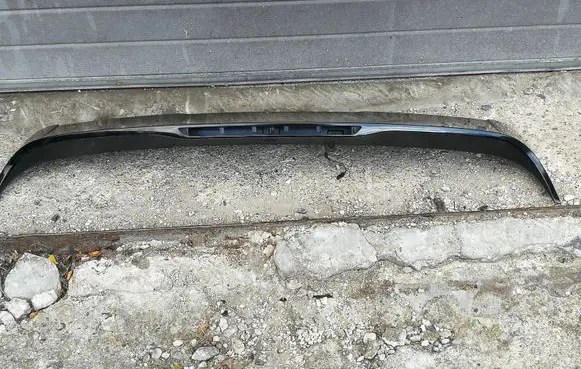 Porsche Macan (95B) Tailgate trim 95B827934