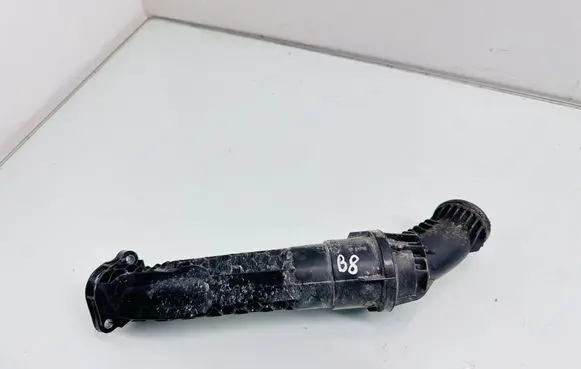 Volvo V60 Intercooler hose/pipe 31441871
