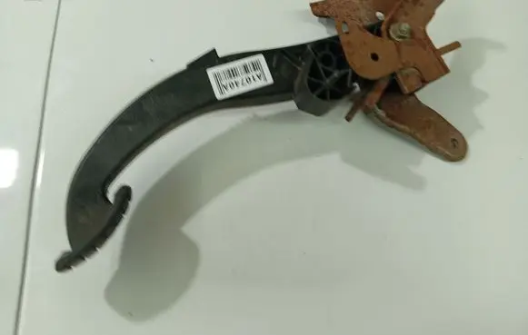 Renault Scenic II - Grand scenic II Brake pedal 