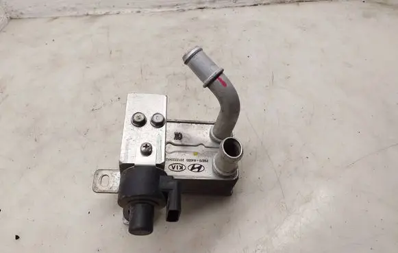 Hyundai Kona I Air conditioning (A/C) air dryer 25670K4000 20122204623 97775K4500