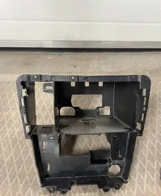 Volvo V70 Radio/GPS head unit trim 30722446 3865