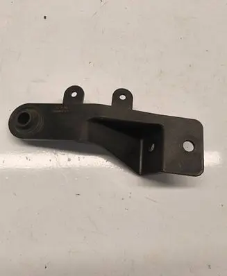 Chevrolet Camaro Radiator mount bracket 23310046
