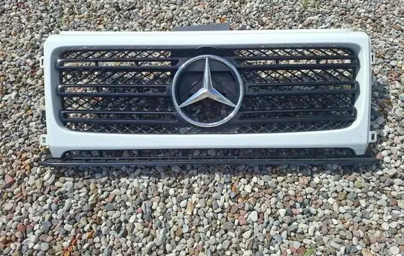 Mercedes-Benz G W463 2nd Gen Front grill a4638880400
