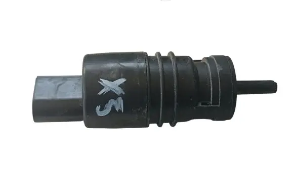 BMW X5 E70 Windscreen/windshield washer pump 6934160 67126934160 3095102