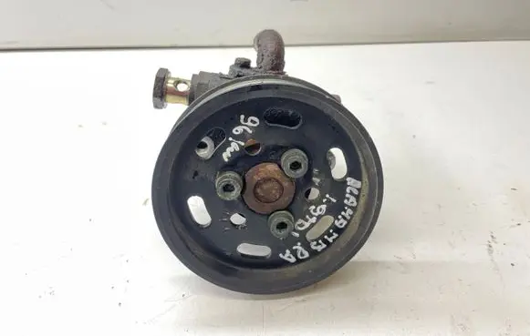 Seat Alhambra (Mk1) Power steering pump