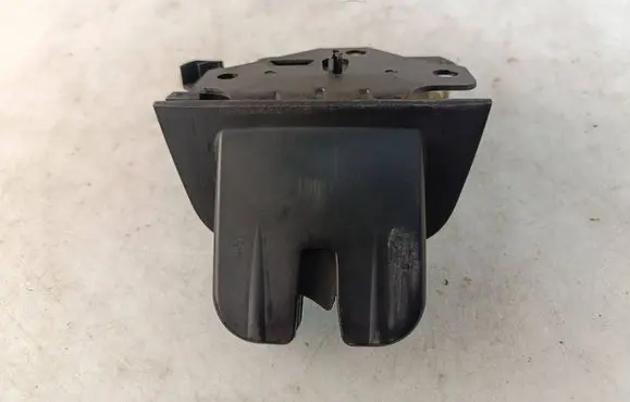 Tailgate/trunk/boot lock/catch/latch