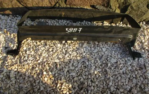 Volvo V50 Intercooler air channel guide 