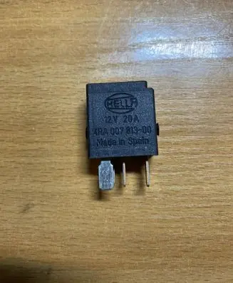 Mercedes-Benz A W168 Other relay 0025421119 C2695