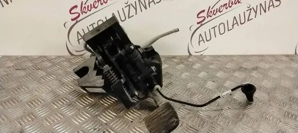 Clutch pedal