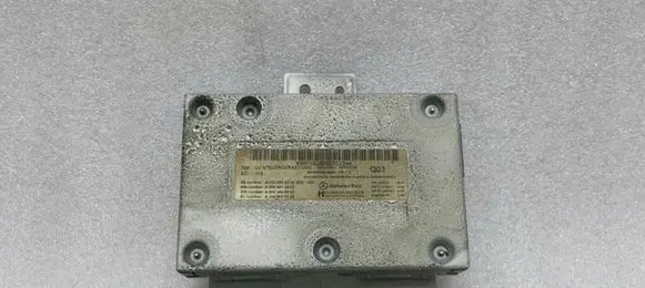 Mercedes-Benz C W204 Head unit multimedia control A1729009302