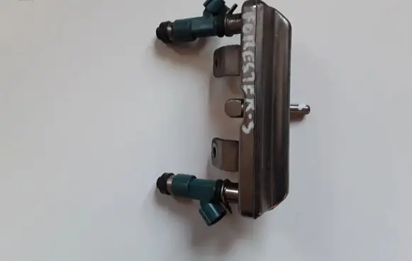 Subaru Forester SH Fuel injector 181012120