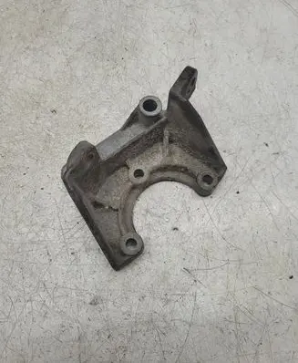 Chrysler 300M Engine mounting bracket 4792340
