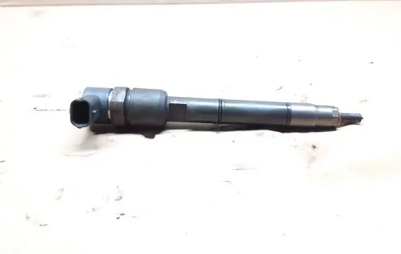 KIA Ceed Fuel injector 0445110320 338002A900
