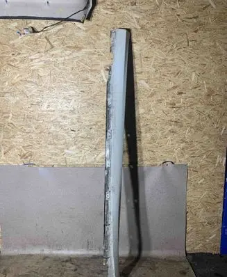 Mercedes-Benz R W251 Sill