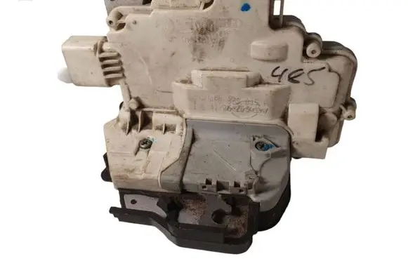 Audi A6 S6 C6 4F Rear door lock 4F0839015A