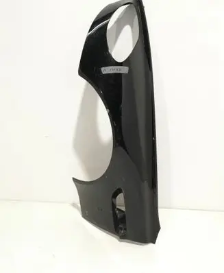 Aston Martin Vantage IV Fender 6G3316006
