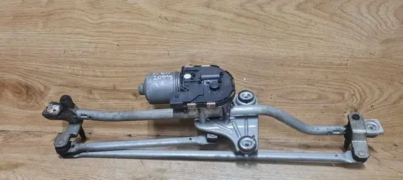 Front wiper linkage and motor