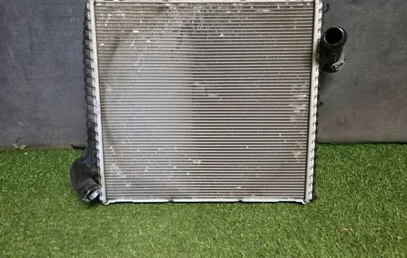 Porsche 911 992 Coolant radiator 992121252 HR200F9L2B02